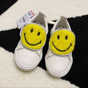 Zara Happy Face Sneakers Sz 22/6c
